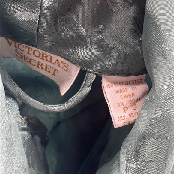 Victoria’s Secret Vintage Green Tie Robe 90’s SM - Picture 8 of 8